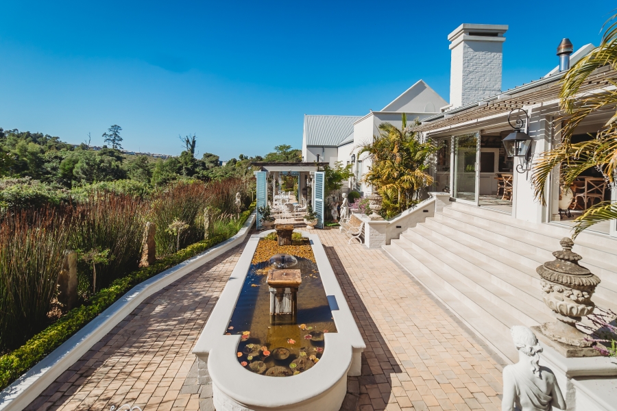 3 Bedroom Property for Sale in Kraaibosch Manor Western Cape